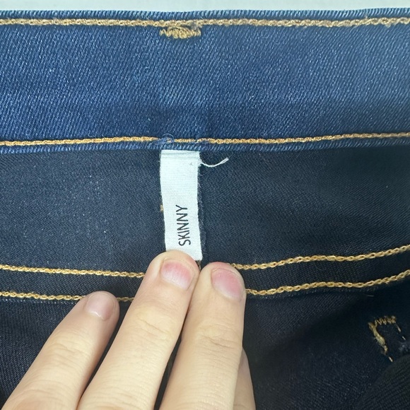 Rag & Bone "Joshua" Skinny Jeans - Picture 3 of 8